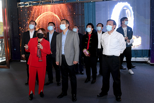 区委书记姚任走访sands金沙调研指导工作